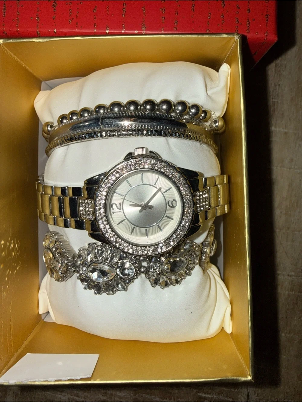 Source Unknown gold tone
